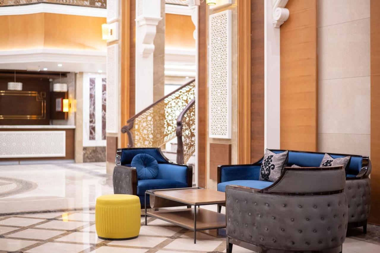 La Maison Hotel